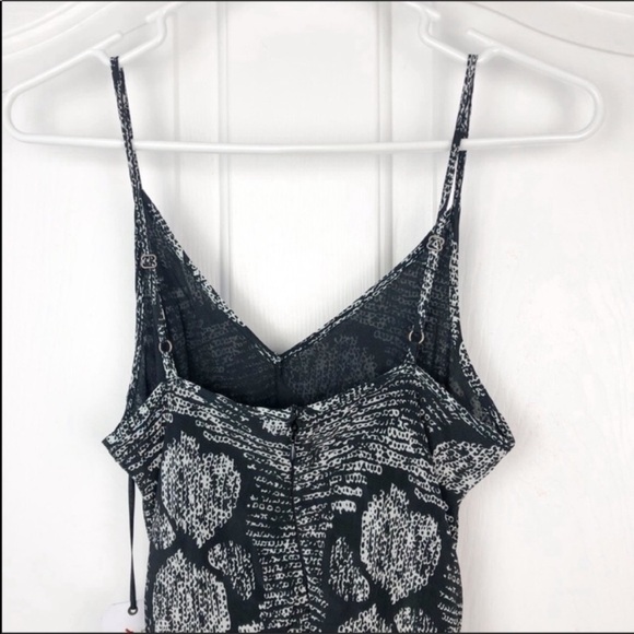 {SOLD} NWT NEW VETIVER Midi Black Pattern Dress V Neck 4 - Picture 10 of 12